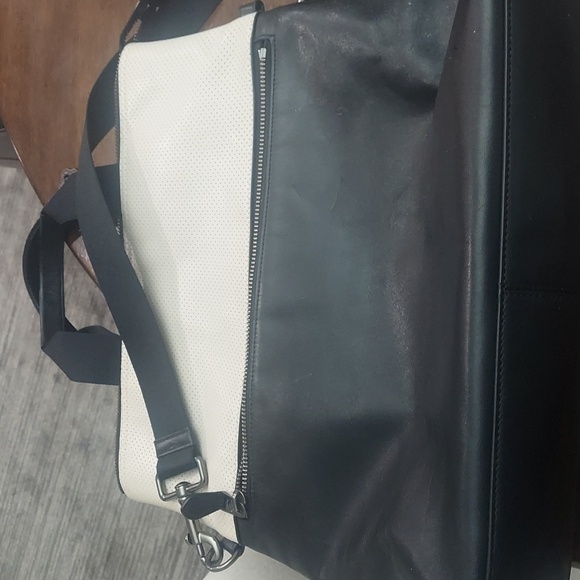 Coach Travel/Carry-on Large Purse/ Large Crossbody - cream and Black - Picture 10 of 10